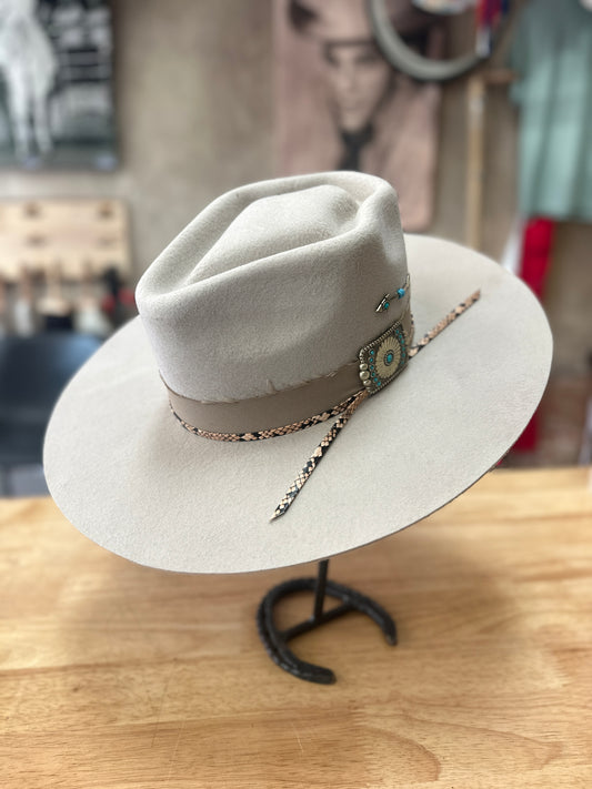 Charlie 1 Horse Spear Point Cowgirl Hat