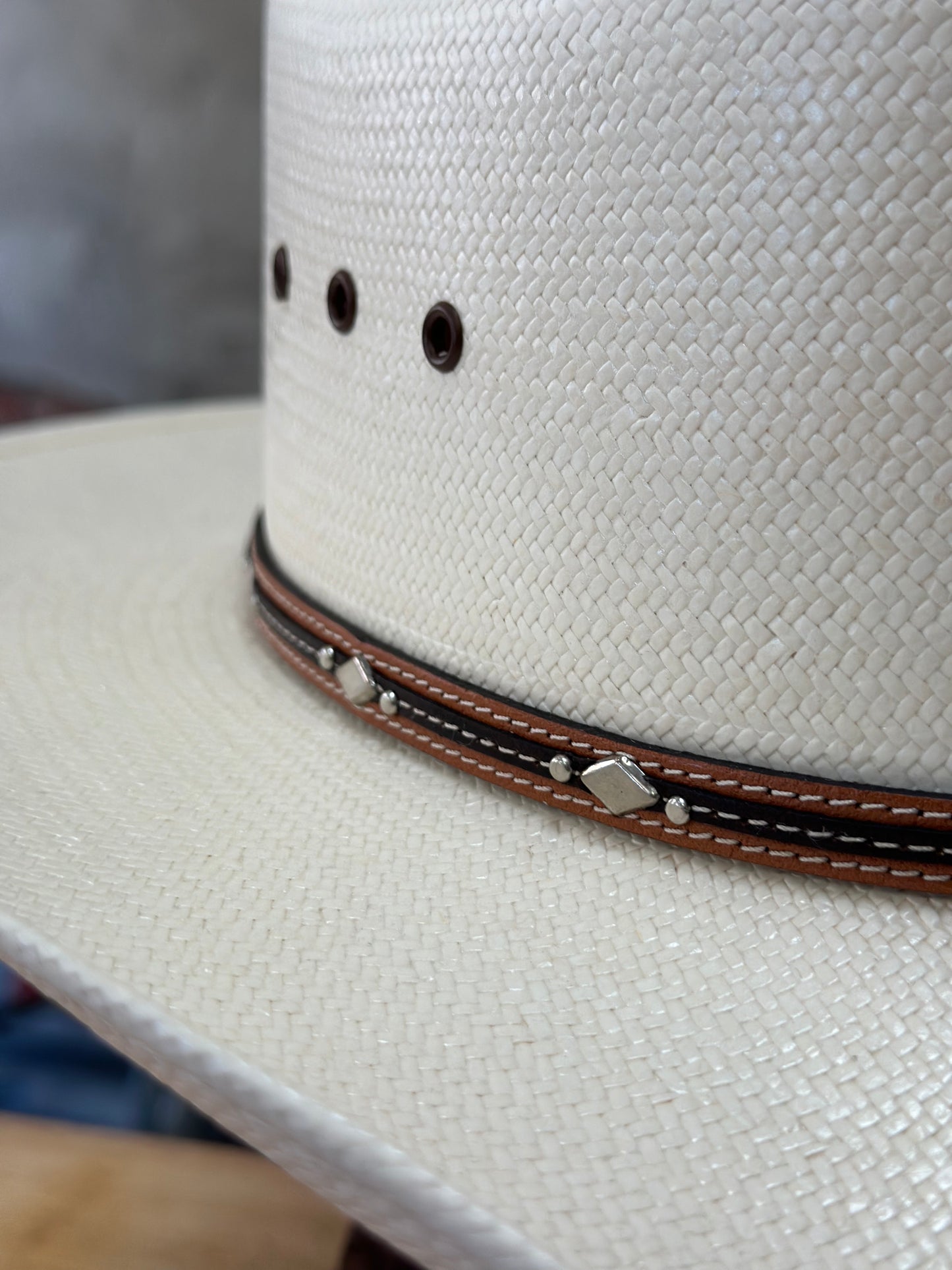 Resistol Kingman T 10X Straw Cowboy Hat 3.5" Brim