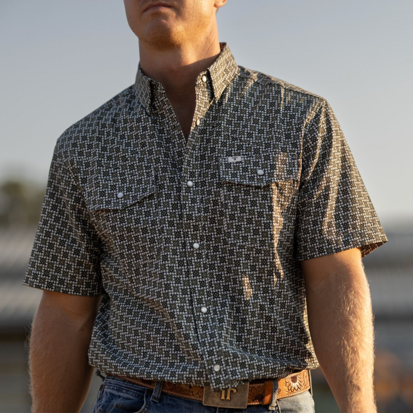 FERRELL BRAND - THE COLTON IN GREEN - SHORT SLEEVE SNAP